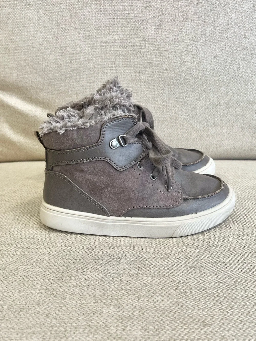 Old Navy Size 11 Toddler Gray Faux Fur Lined Lace-Up Boots GUC